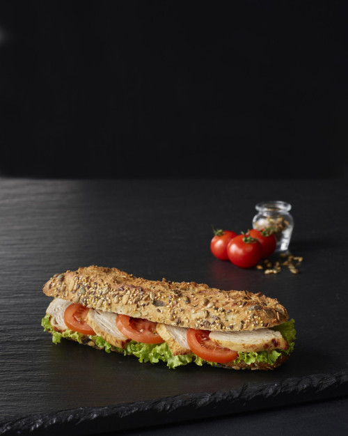 Le sandwich grainé poulet